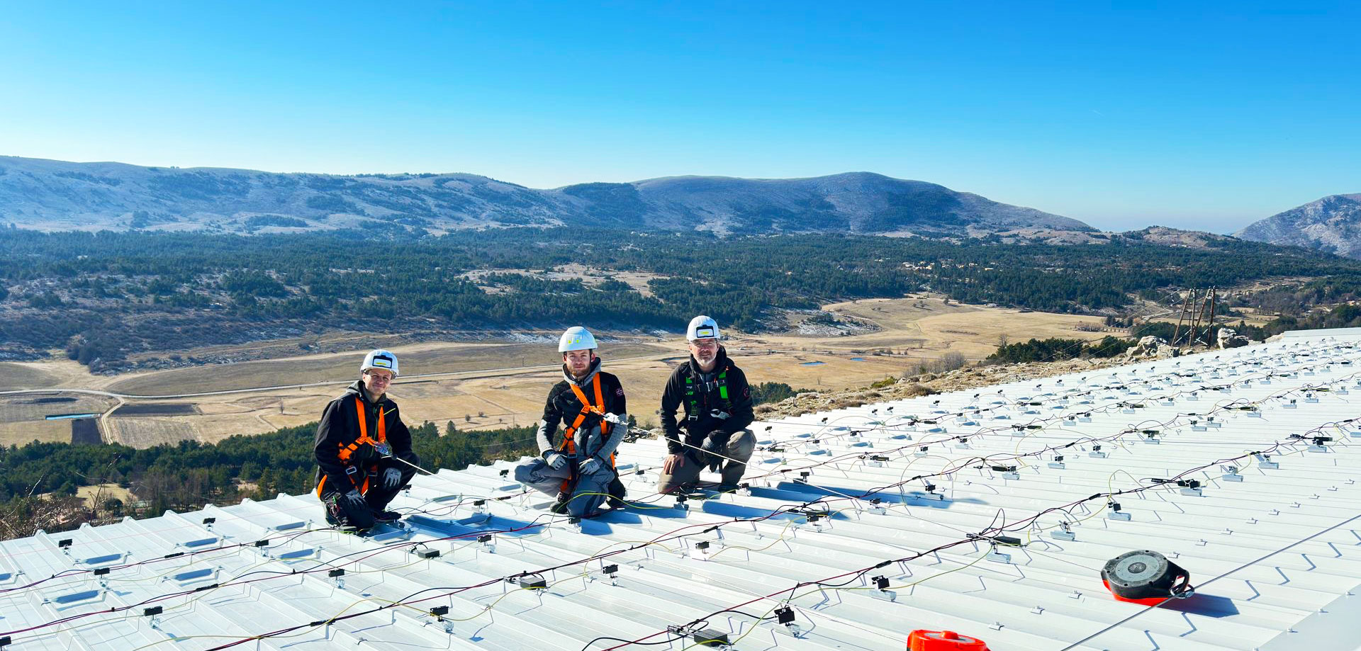 Installation d’un équipement énergétique sur une toiture