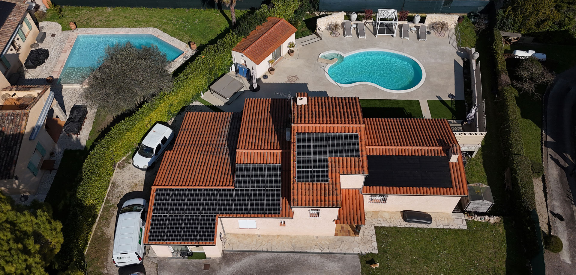 installation panneau solaire sur toit pour chauffe eau solaire